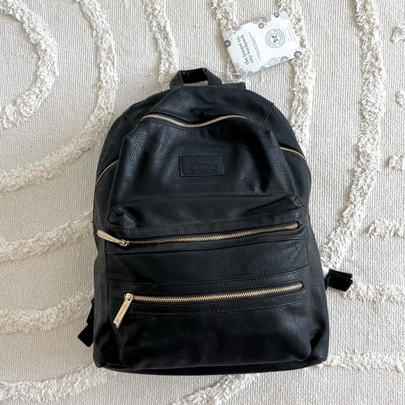 convertible backpack handbag leather M. Gemi | The Laura Sprayground Tracolla Bape Louis photog: Lorenzo ring with gold embossed Color:Olive (default) 500+